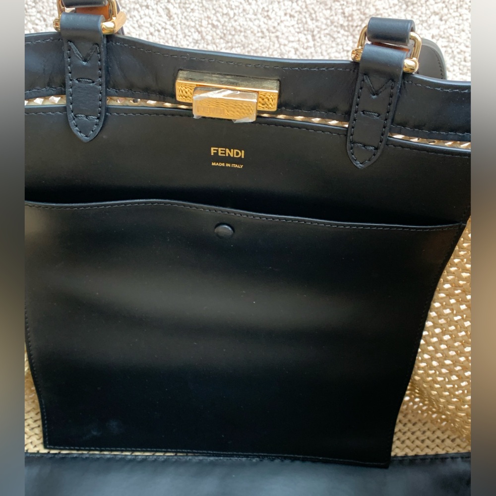 Fendi Raffia Vitello Macrame Large Peekaboo X-Tote - Picture 5 of 16